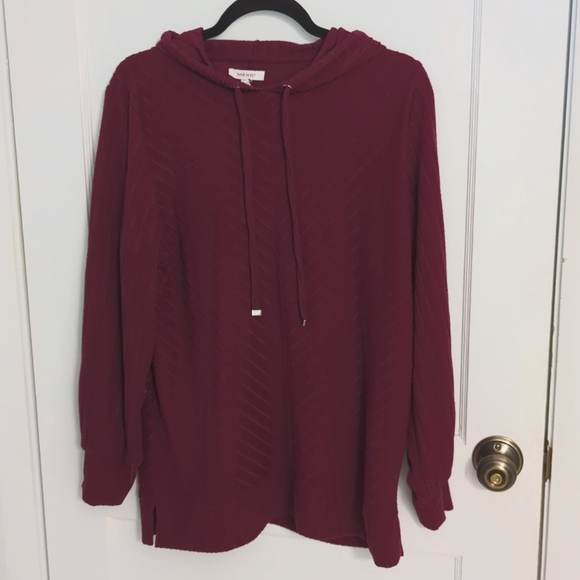 Nine West Sz L Wine Colored Ribbed Long Sleeved Hoodie - Picture 1 of 4